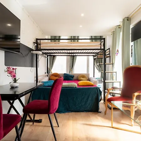 Bundle 2 Apparts, 12 Person - Parking, Station, *