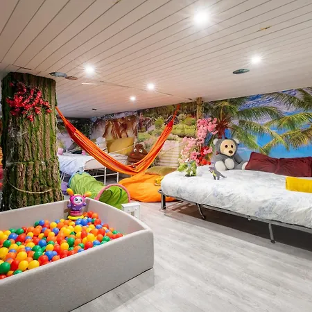 アパート Bundle 2 Apparts, 12 Person - Parking, Station,