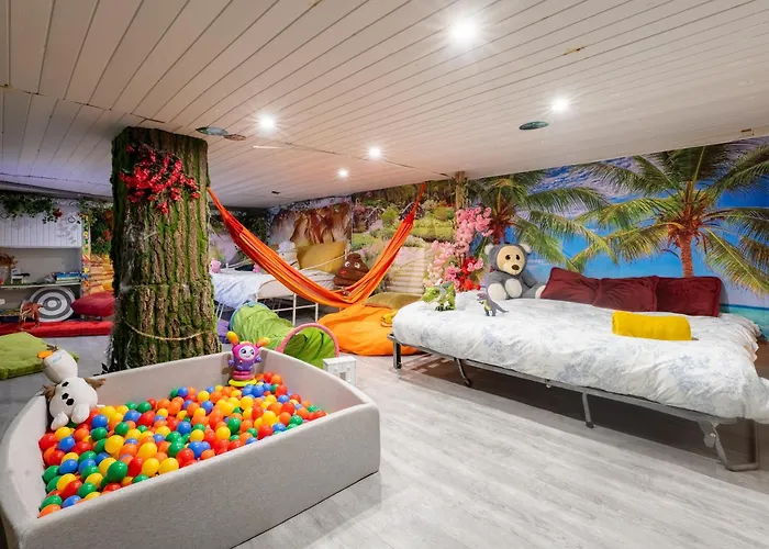 Appartement Bundle 2 Apparts, 12 Person - Parking, Station,