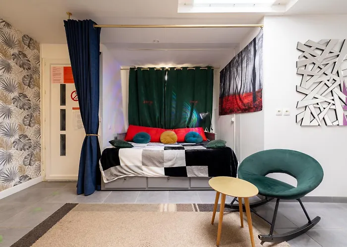 Appartement Bundle 2 Apparts, 12 Person - Parking, Station, Calais