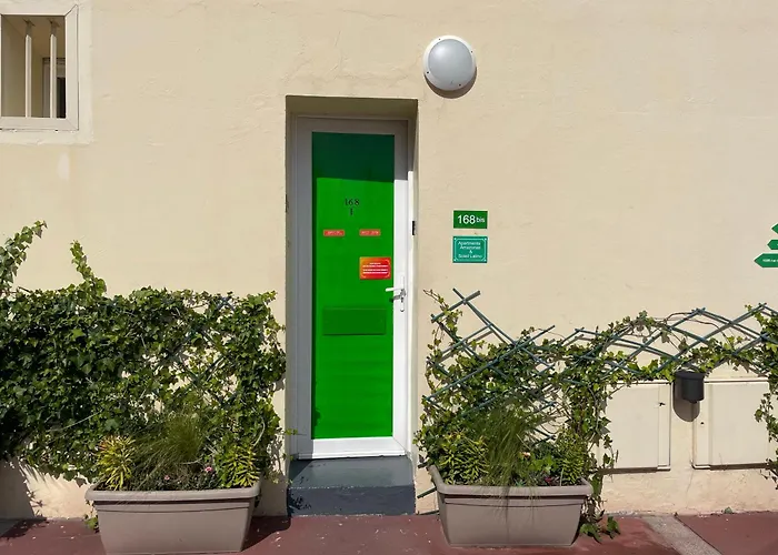 Bundle 2 Apparts, 12 Person - Parking, Station, *